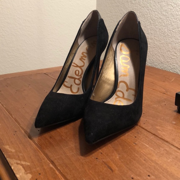 Sam Edelman Dea Black Suede Pumps - Picture 8 of 8